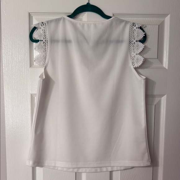 White Flutter Sleeve Ruffled Blouse - Picture 4 of 5